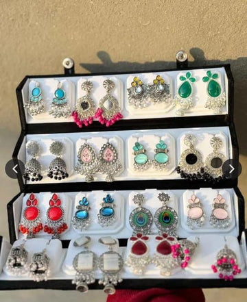 16 Pairs Rangrez Jhumka Box (Multi colours)