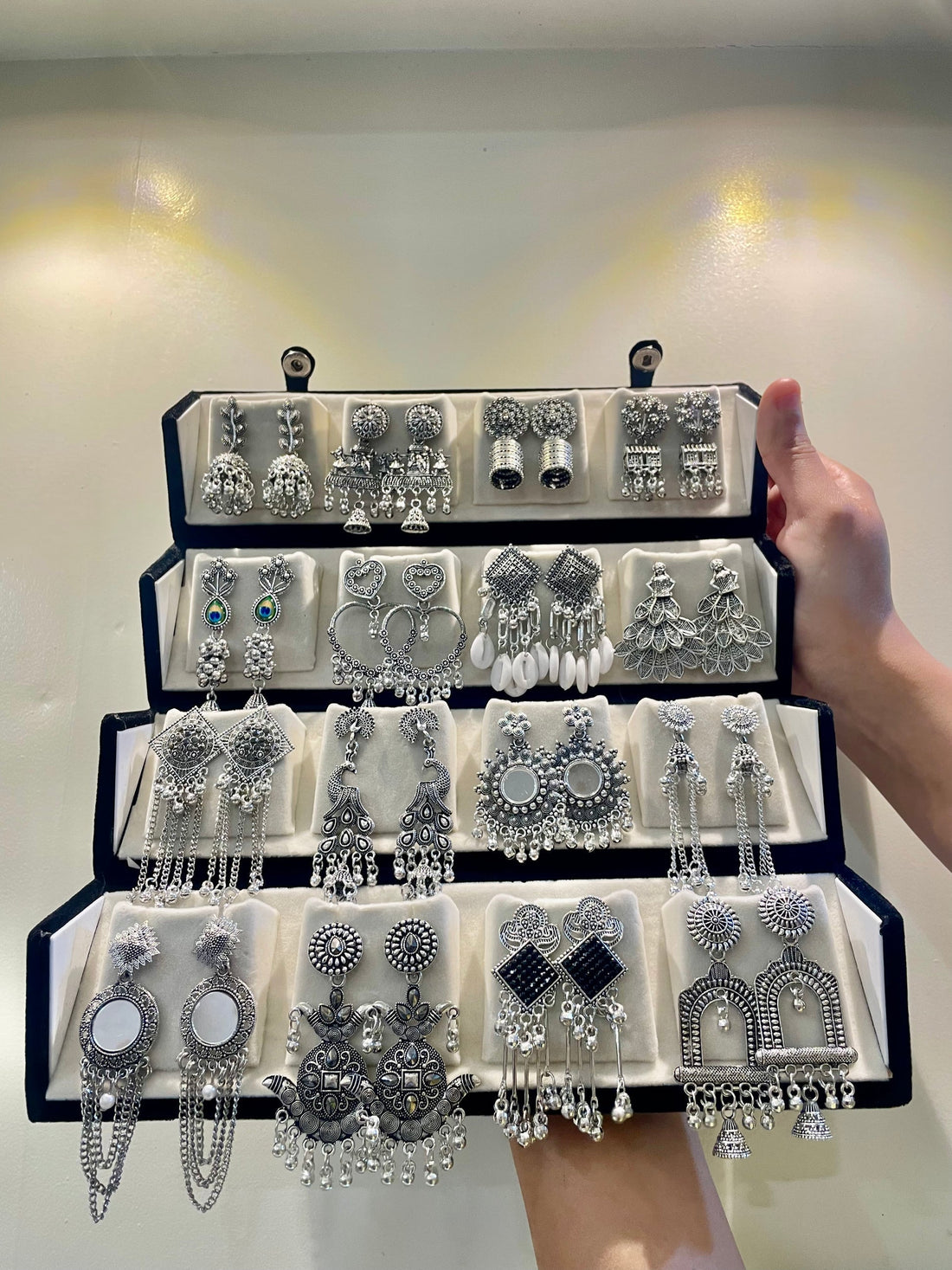 16 Jhumka Set Box (Delivery time 3-4 days)